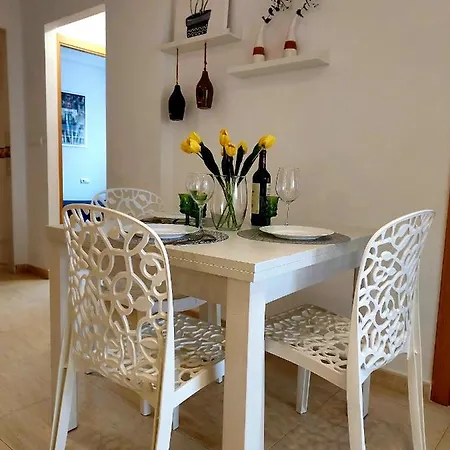 Sunny Torremar Apartment *